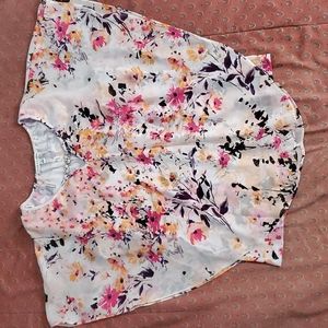 A white top with flowers
